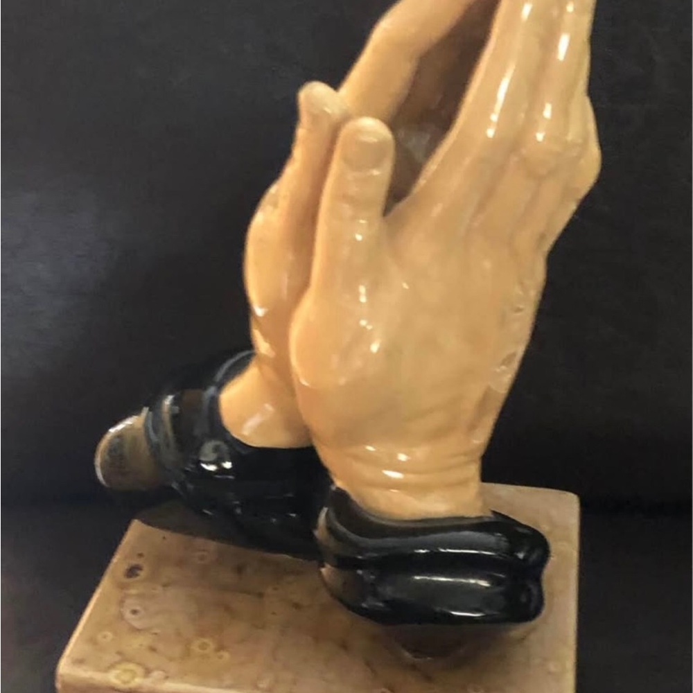Atlantic Mold “Praying Hands “ Tan/Beige & Black Porcelain Glazed Vtg.